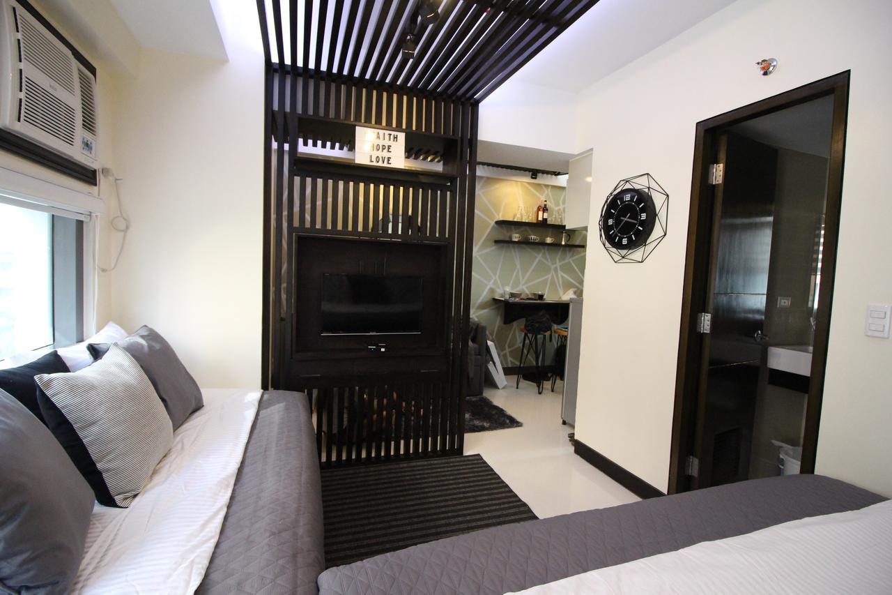 5E Tower 2 Viceroy Apartment Manila Exterior photo