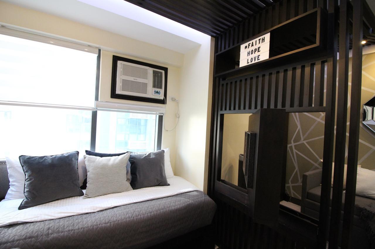 5E Tower 2 Viceroy Apartment Manila Exterior photo