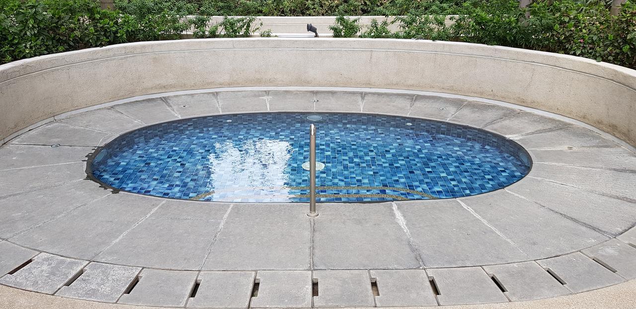 5E Tower 2 Viceroy Apartment Manila Exterior photo